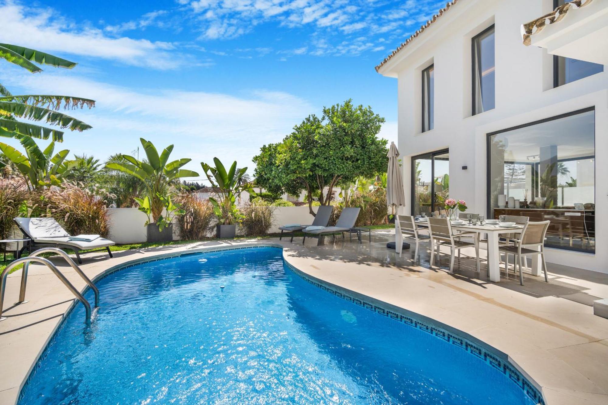 Bella * Marbella